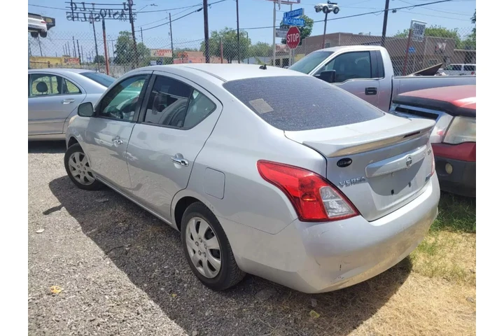 $2000 : 2013 NISSAN VERSA2013 NISSAN image 2