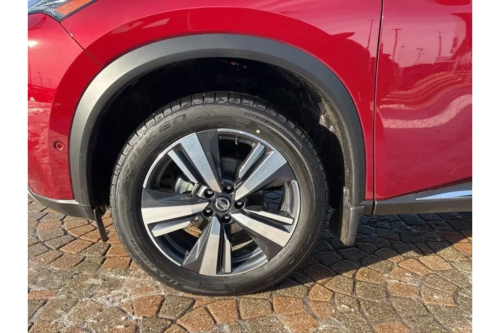 $24997 : 2021 Rogue Platinum image 9