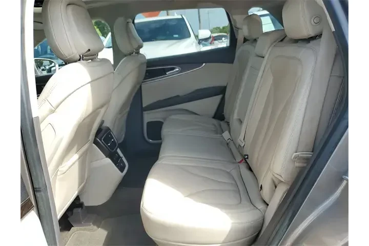$22990 : Lincoln Nautilus 2020 Reserv image 10