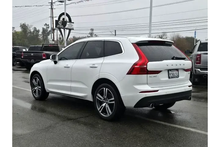 $27851 : Volvo XC60 2021 AWD T5 Momen image 6