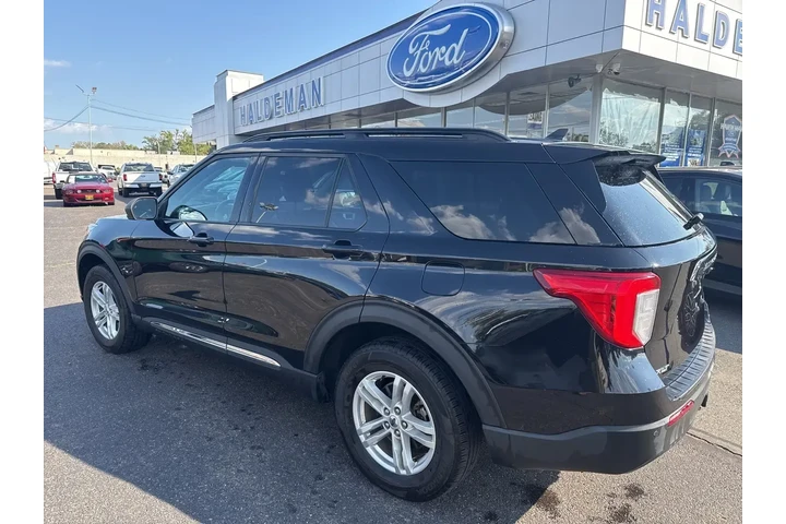 $25600 : Ford Explorer 2022 AWD XLT 4 image 2