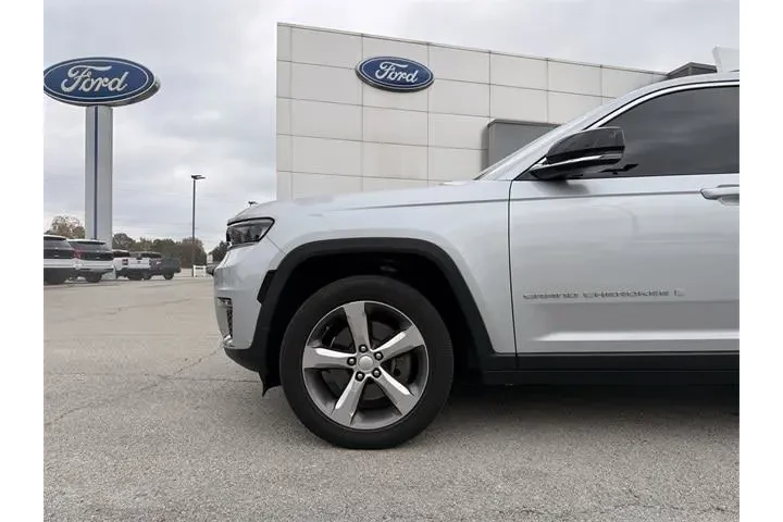 $24995 : Jeep Grand Cherokee L 2022 4 image 9