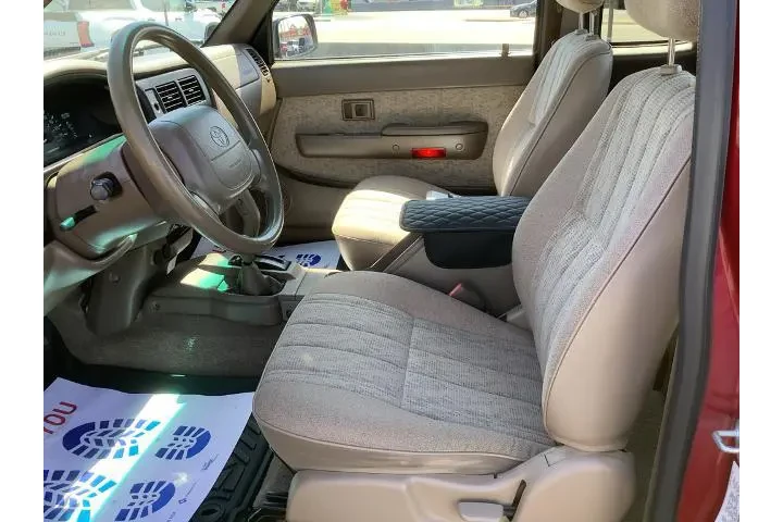 $24950 : Toyota Tacoma 1999 2dr SR5 V image 10