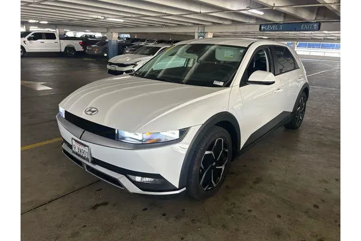 $26862 : Hyundai IONIQ 5 2024 SEL 4dr image 4