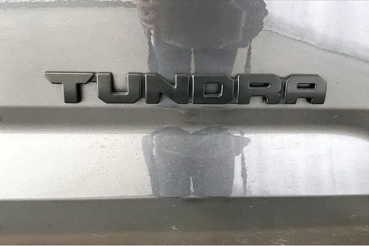 $39991 : Toyota Tundra 2023 4x2 SR5 4 image 8