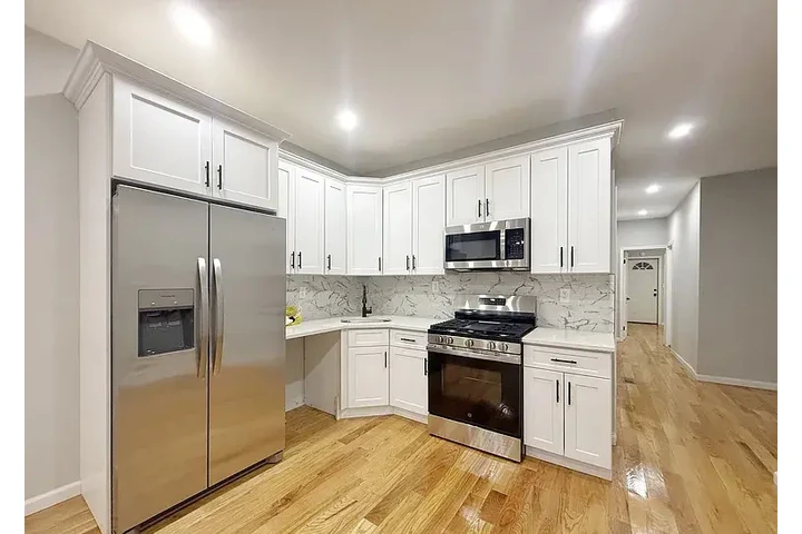 $1250 : HOUSE RENT IN INDIANAPOLIS image 7