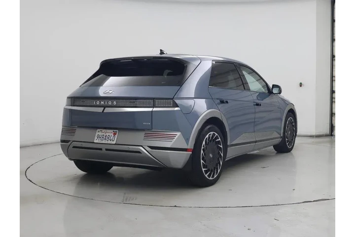 $30998 : Hyundai IONIQ 5 2023 AWD Lim image 8