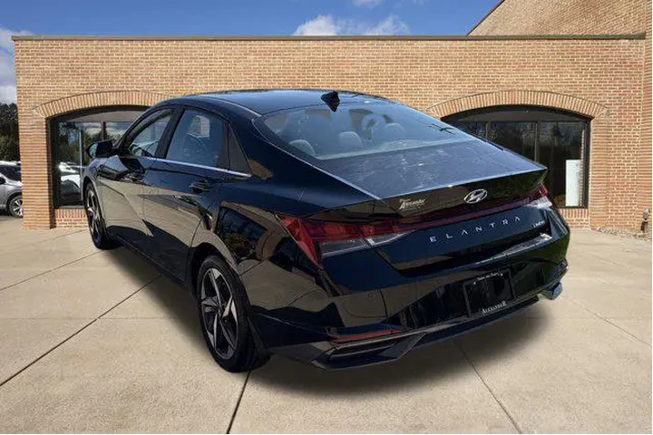 $19000 : Hyundai ELANTRA 2023 Limited image 6