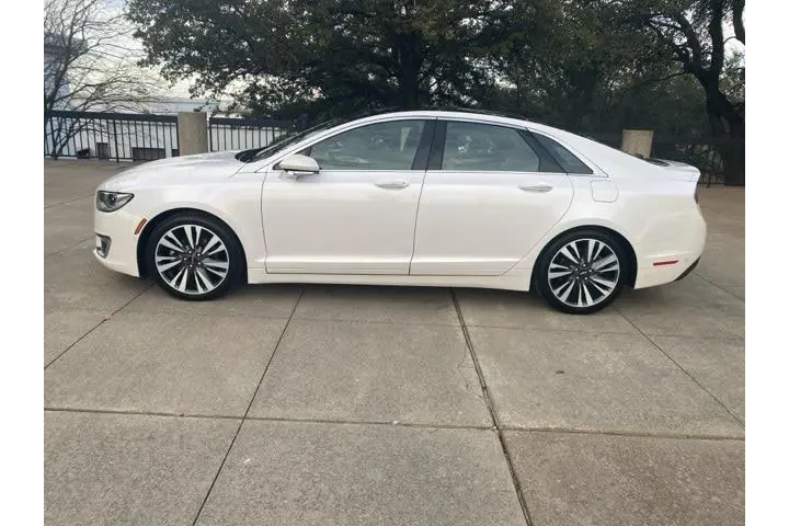 $17980 : Lincoln MKZ 2019 Reserve II image 3