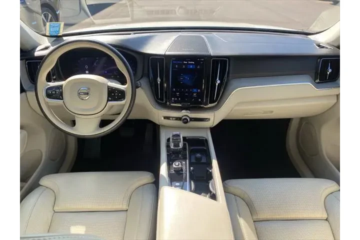 $34370 : Volvo XC60 2023 AWD B6 Ultim image 8