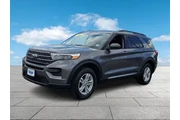 $29997 : Ford Explorer 2023 AWD XLT 4 thumbnail