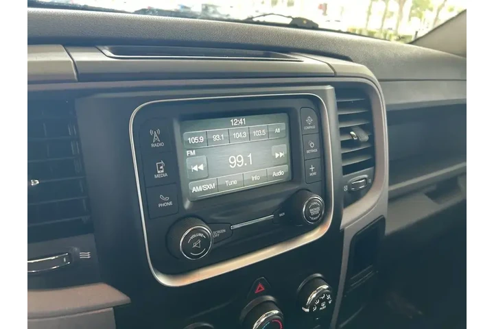 $19910 : Ram 1500 2016 4x2 Express 4d image 7