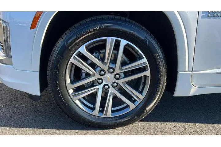 $39984 : Chevrolet Traverse 2023 4x4 image 10