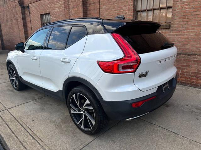 $22500 : 2020 XC40 T5 R-Design image 4