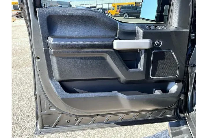 $29495 : Ford F-150 2018 4x4 Lariat 4 image 10