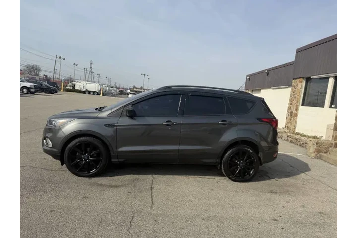 $9850 : 2019 Escape SE image 4