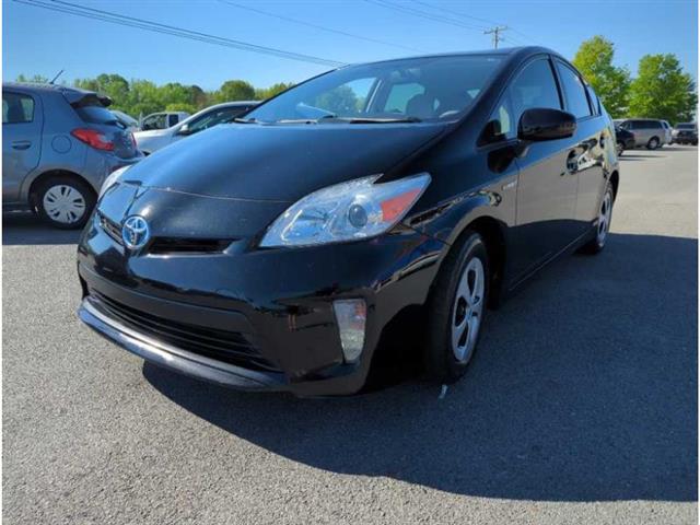 2013 Prius image 1