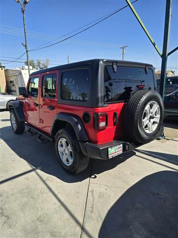 $26995 : 2020 JEEP WRANGLER UNLIMITED2 image 4