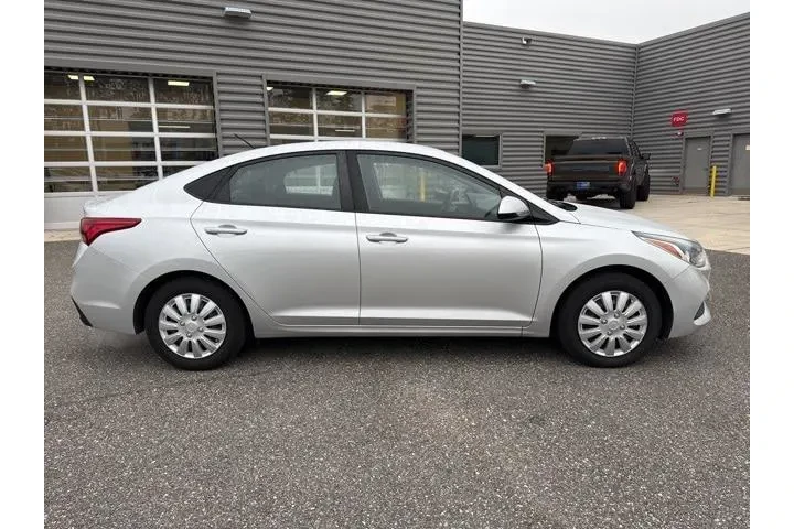 $9814 : Hyundai ACCENT 2019 SE 4dr S image 2