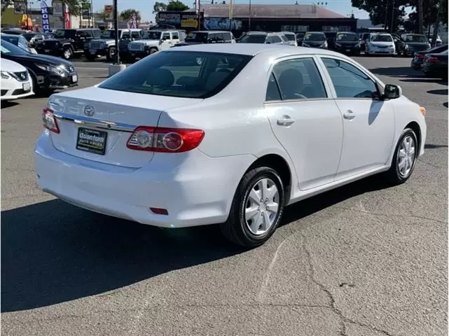 $12995 : 2013 Toyota Corolla L Sedan image 3