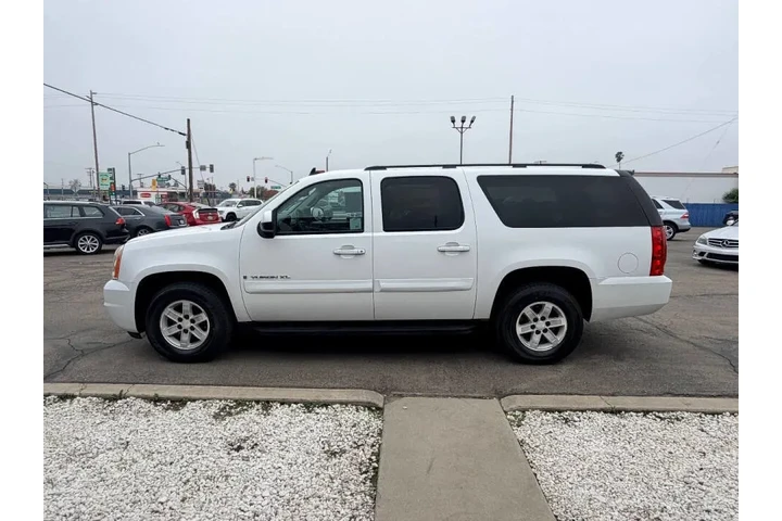 $11995 : 2009 GMC Yukon XL image 4