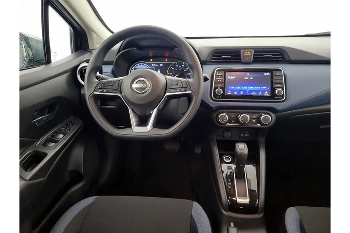 $17998 : Nissan Versa 2025 SV 4dr Sed image 10