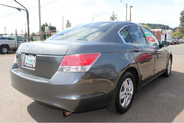 $9995 : 2010 Accord Sdn 4dr I4 Auto LX image 7