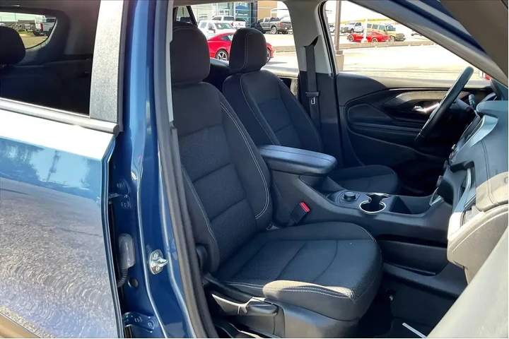 $20991 : GMC Terrain 2024 AWD SLE 4dr image 8