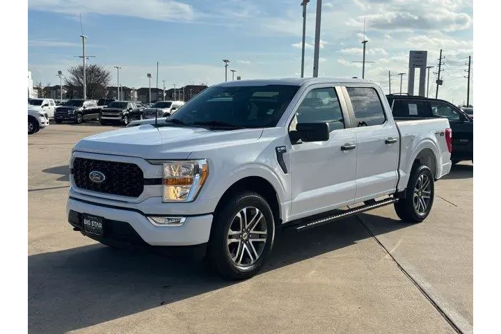 $21700 : Ford F-150 2021 4x4 King Ran image 7