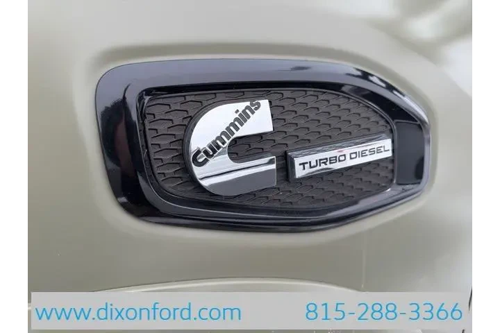 $23452 : Nissan Titan XD 2018 4x4 S 4 image 9