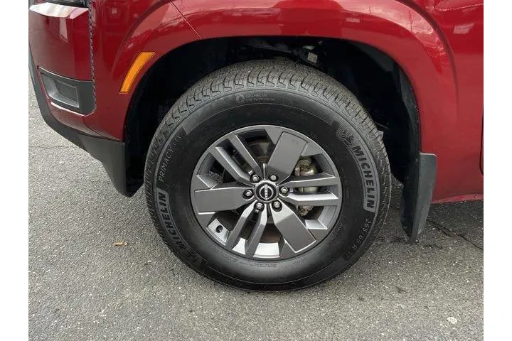 $30368 : Nissan Frontier 2025 4x2 SV image 8