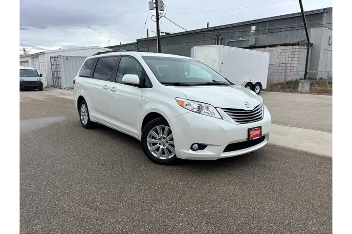 $25499 : Toyota Sienna 2017 AWD XLE 7 image 1