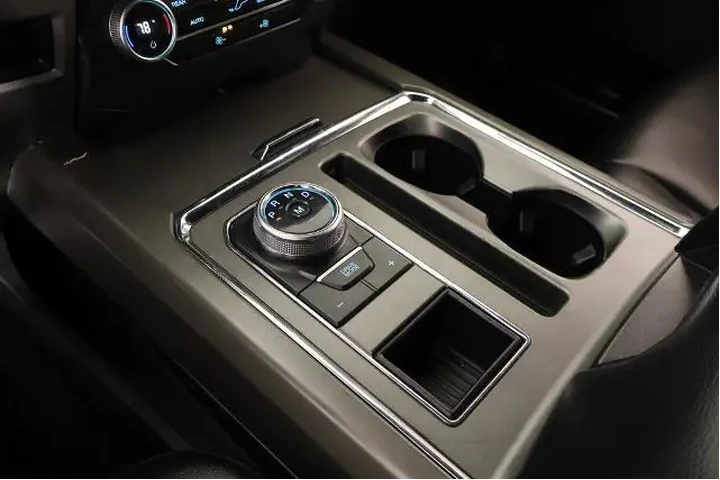 $19199 : Ford Expedition 2020 4x2 XLT image 7