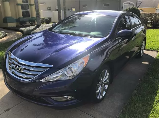 $5000 : 2013 Hyundai Sonata SE Sedan 4 image 2