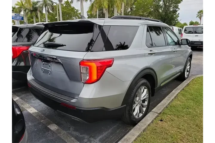 $26990 : Ford Explorer 2023 XLT 4dr S image 3