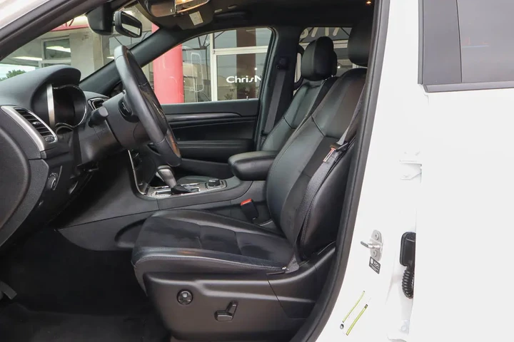 $27587 : 2022 Grand Cherokee WK Laredo image 7