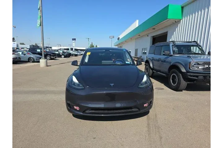 $38900 : Tesla Model Y 2024 AWD Long image 2