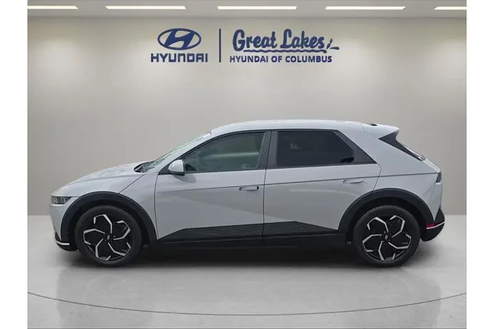 $27877 : Hyundai IONIQ 5 2024 AWD SEL image 2