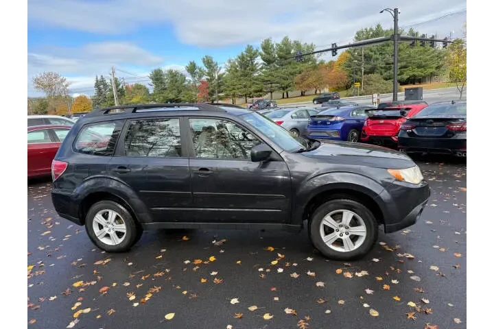 $9299 : 2010 Forester image 3