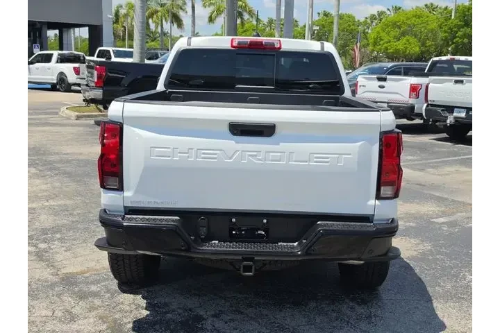 $37590 : Chevrolet Colorado 2024 4x4 image 5