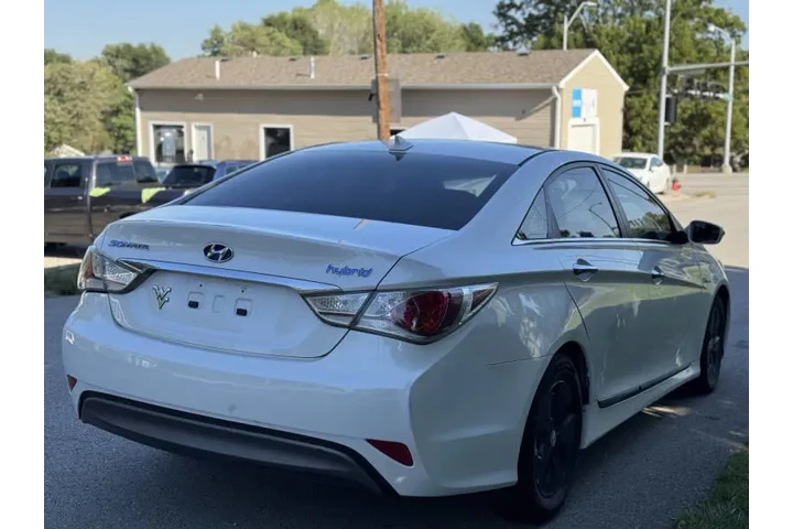 $4999 : 2012 Sonata Hybrid image 6