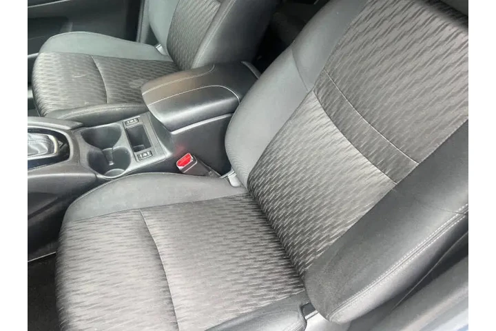 $16000 : 2020 Rogue SV image 5