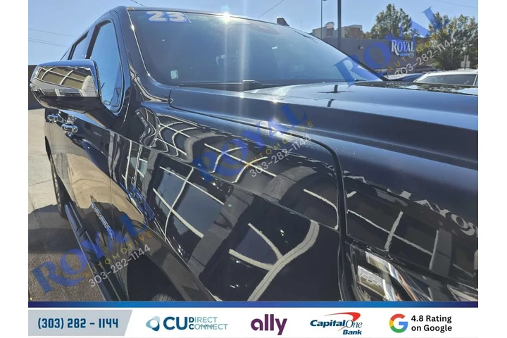 $71995 : 2023 Suburban 4WD Premier image 8