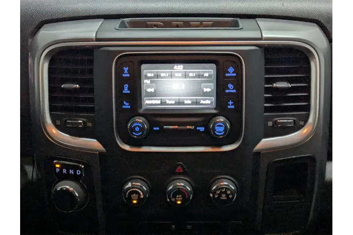 $29997 : Ram 1500 Classic 2024 4x2 SL image 9