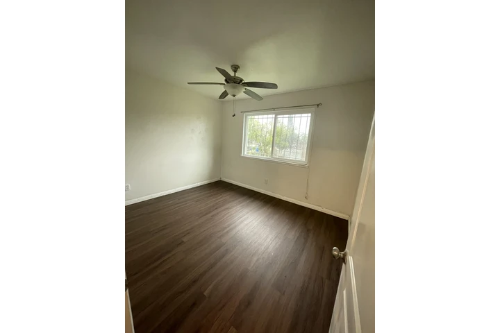 $850 : Renta de cuarto image 3