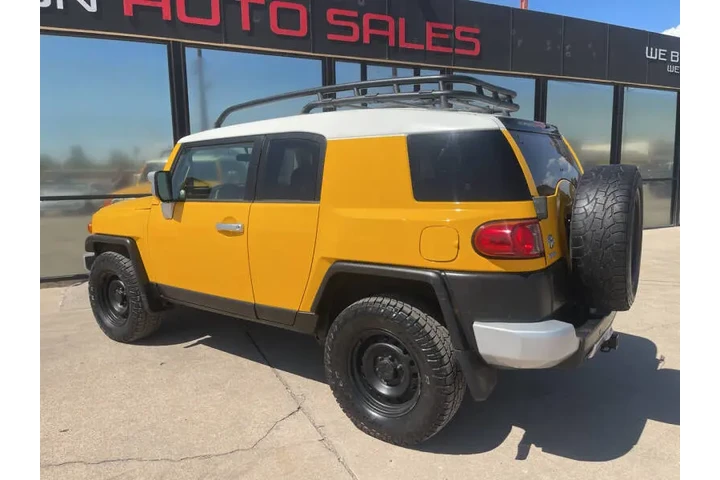 $14995 : 2007 FJ Cruiser image 5