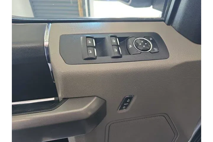 $29999 : Ford F-150 2020 4x4 Lariat 4 image 6