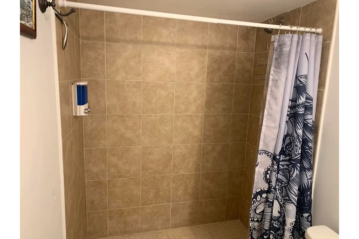 $1200 : Cuarto amoblado para la renta image 7