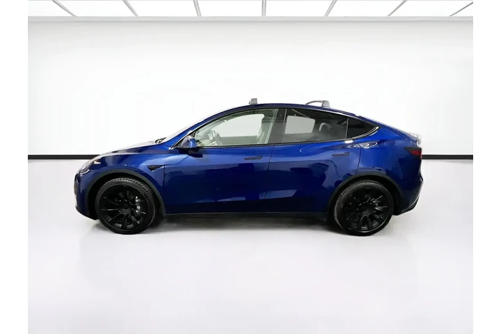 $29288 : Tesla Model Y 2022 AWD Long image 7