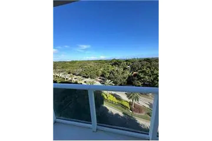 $4500 : Rental property with 2 bedro image 2